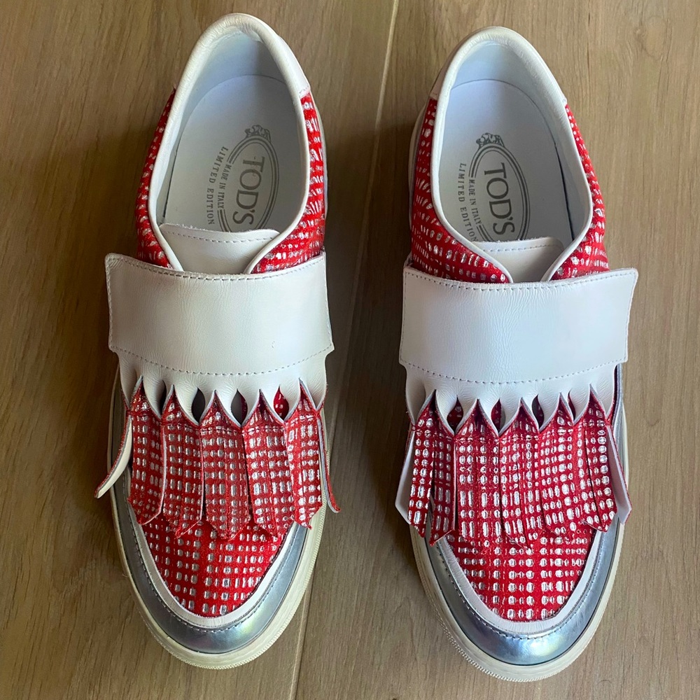 TOD’S Special Edition platform red loafers